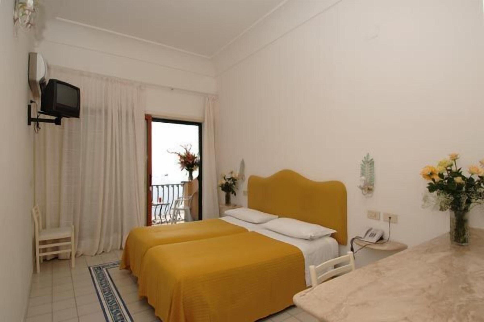 Hotel Pupetto Positano Exterior foto